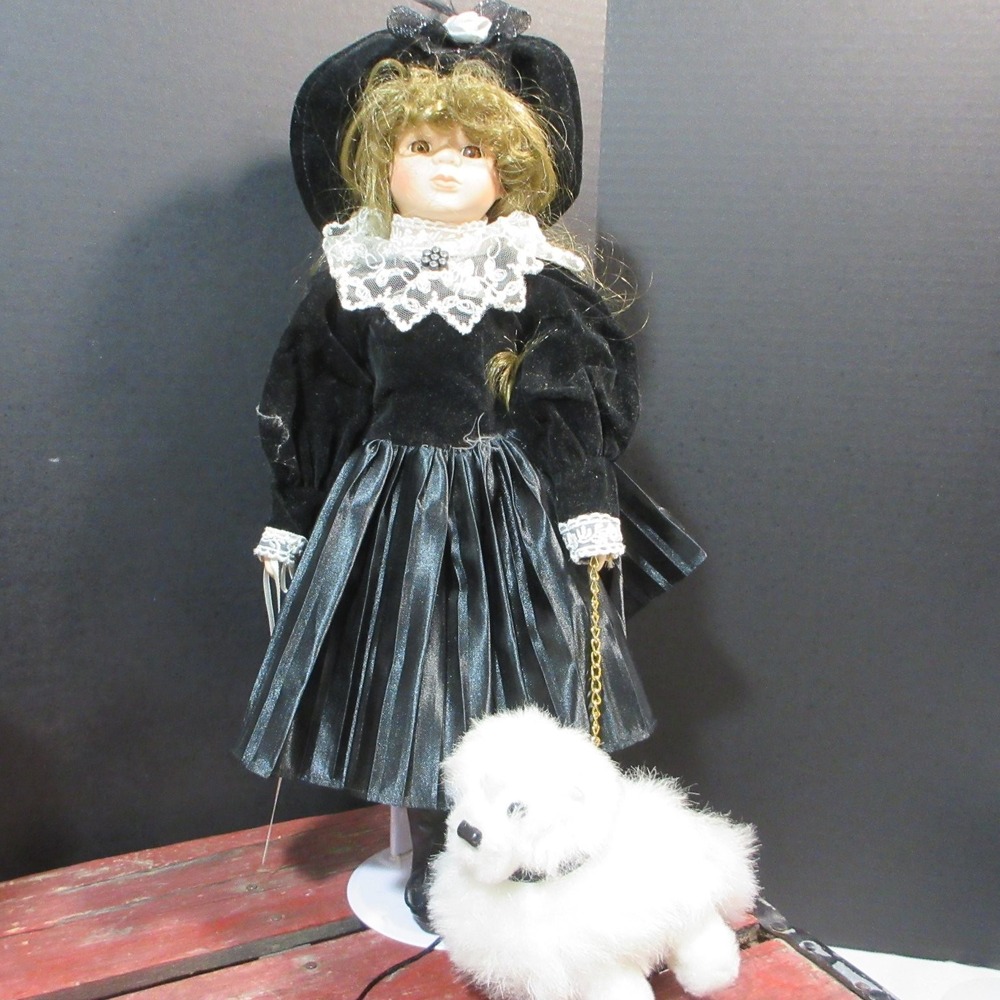 Tiffany Pacini Porcelain Doll "Daughter" 1999 Limited Edition with Plush Dog &